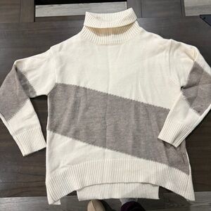 fab'rik Cream and Tan Turtleneck Sweater